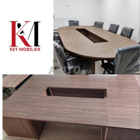 Table de Réunion sur Mesure - 2