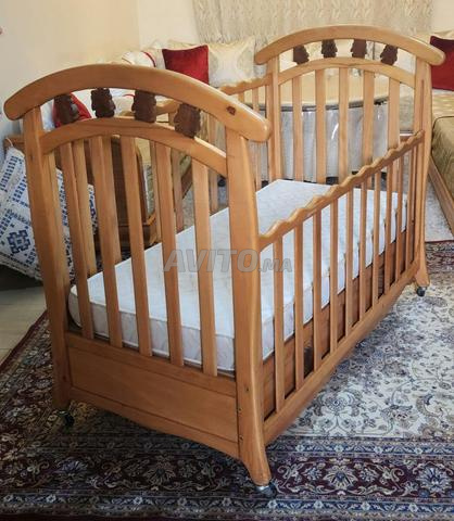 lit bébé avec matelas - 2