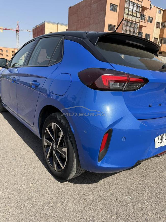 Opel corsa première main tres bon etat 