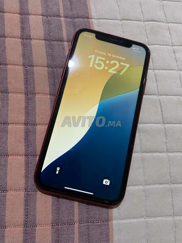 iPhone 11 64G Jamais Ouvert - 2
