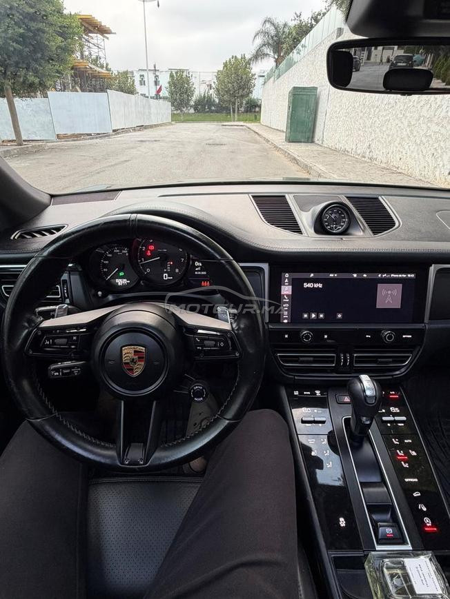 Porsche macan model 2022