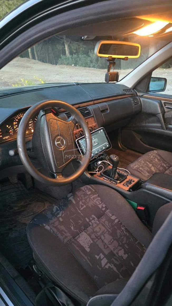 Mercedes-Benz E200 à vendre 