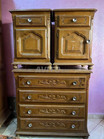 Chambre à coucher en bois et 3 coiffeuses - 2