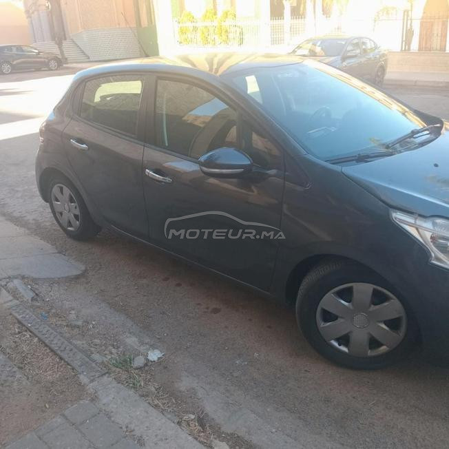 peaugeot 208