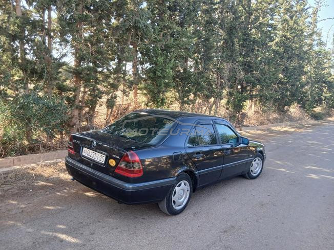 Mercedes-Benz 220 Diesel Manuelle 1997 à Oujda