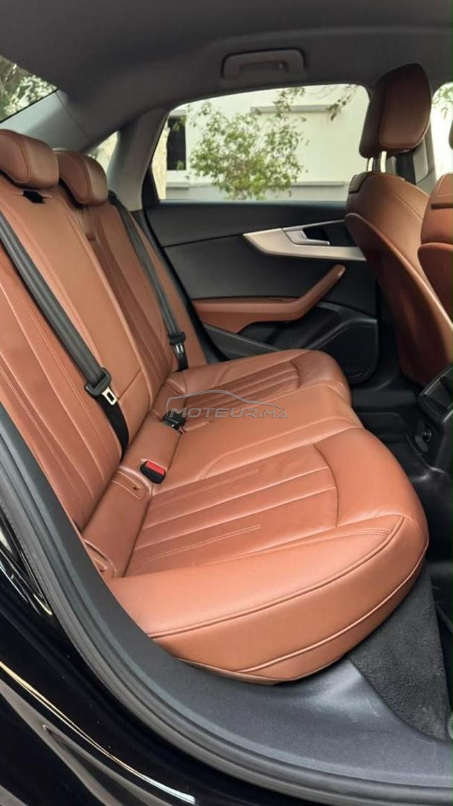 Audi A4...