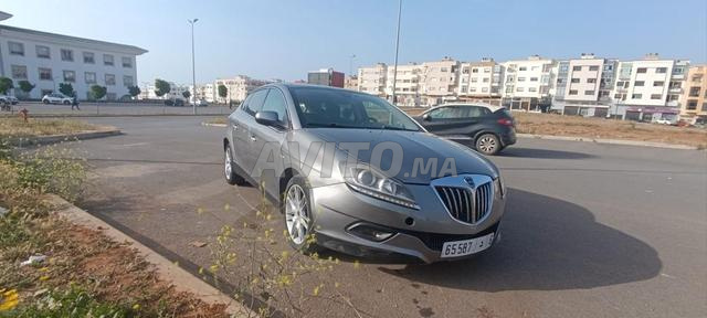 Lancia Delta 2011 diesel - 2