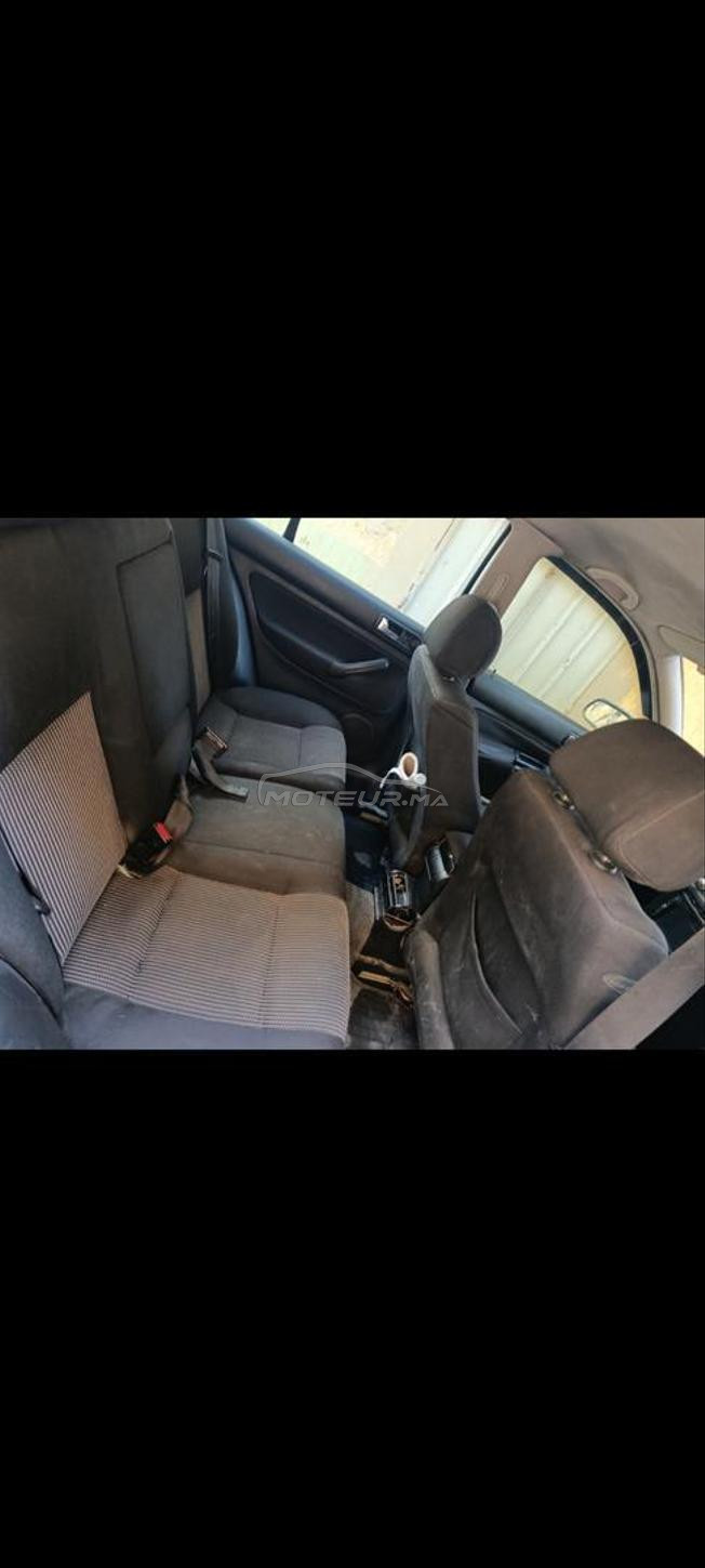 golf 4  tdi  . voiture en bonne état 