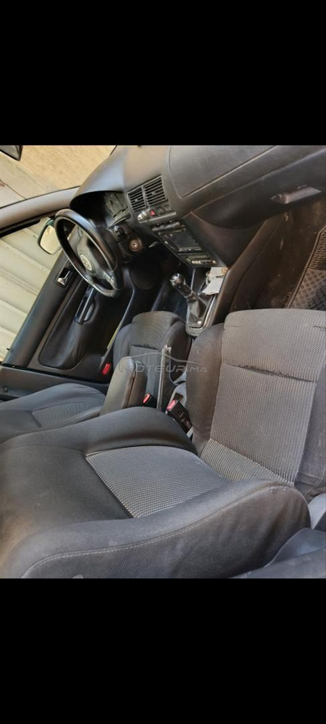 golf 4  tdi  . voiture en bonne état 