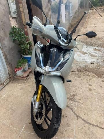 Moto - 2