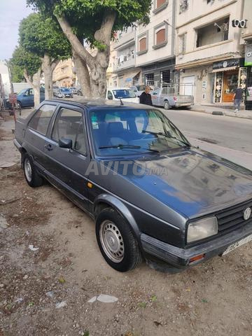 Volkswagen Jetta - 2