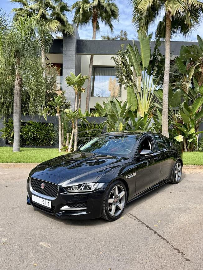 Jaguar XE - R-Sport 
