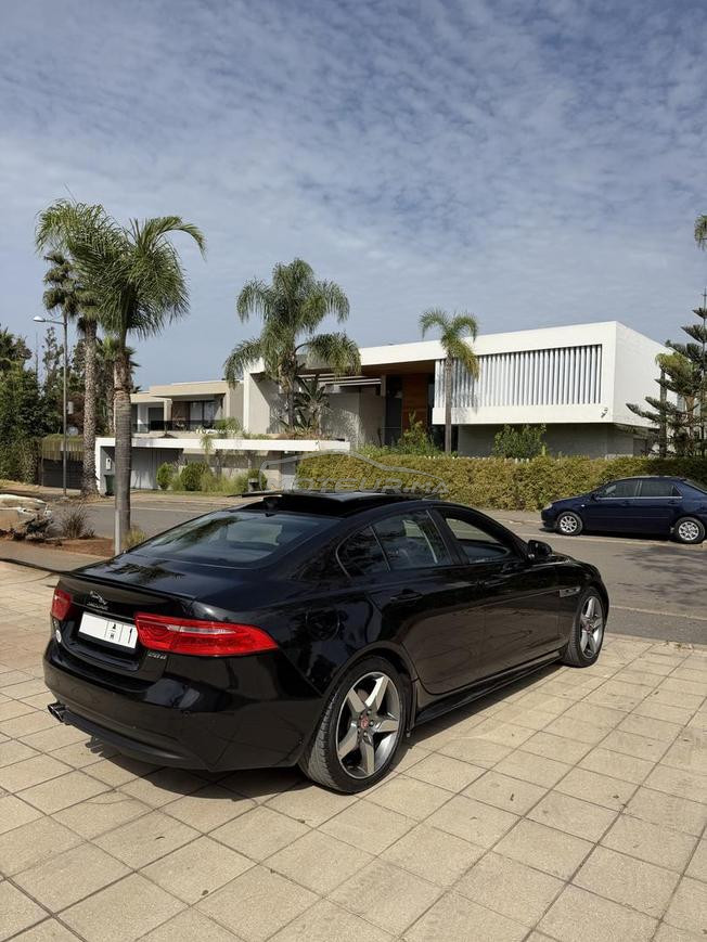 Jaguar XE - R-Sport 