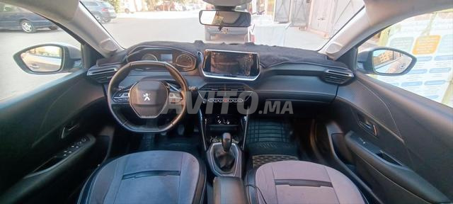 Peugeot 208 Diesel Manuelle 2021 à Agadir - 2