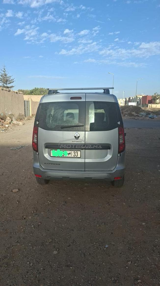 Renault Express Diesel Manuelle 2022 à Agadir