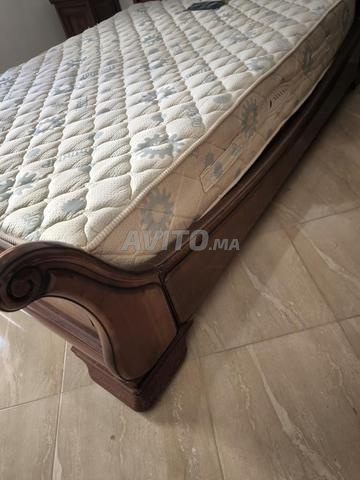 belle chambre à coucher véritable bois - 2