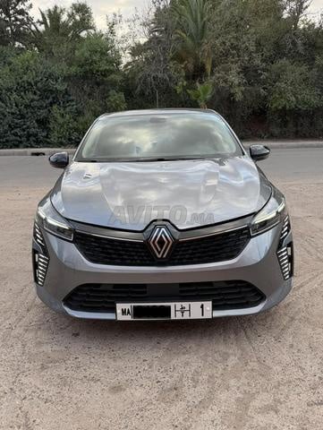 Renault Clio Diesel Manuelle 2024 à Marrakech