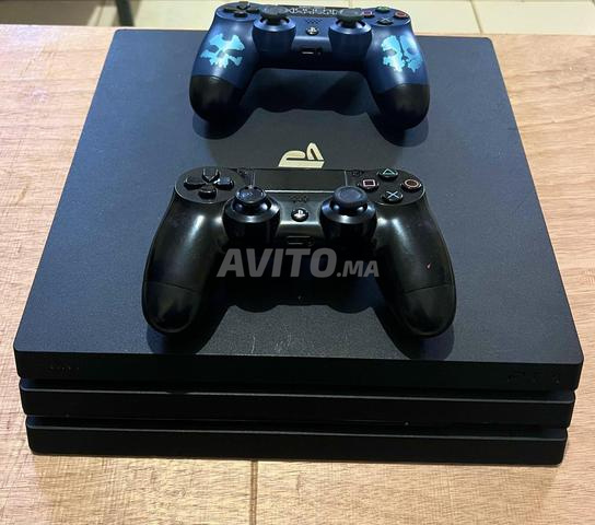 PlayStation 4 Pro, 2 manettes - 2