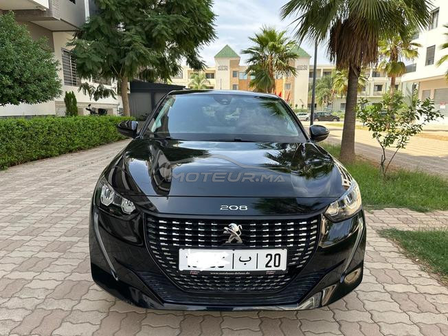 Peugeot 208 Diesel Manuelle 2023 à Fès