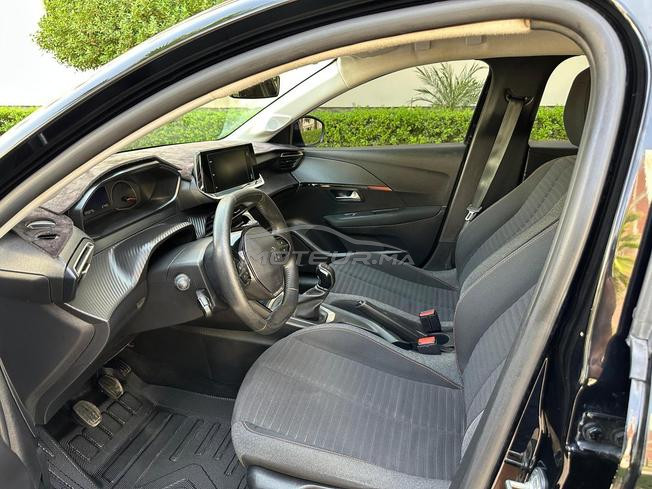 Peugeot 208 Diesel Manuelle 2023 à Fès