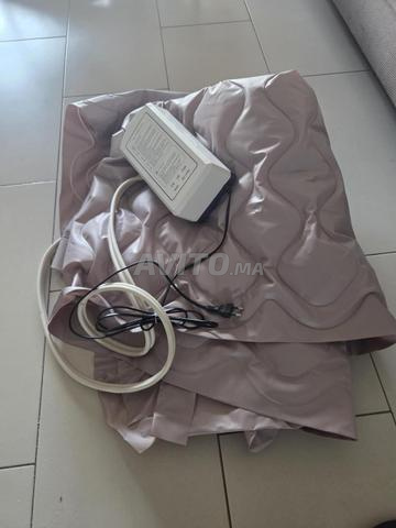 Matelas Médical avec Compresseur Électrique - 2