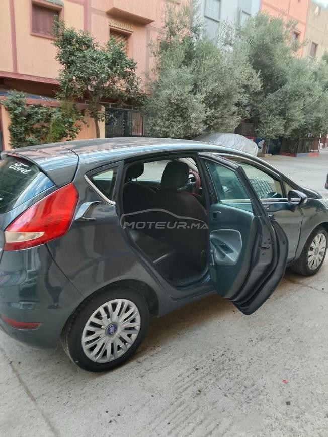 ford fiesta esence 