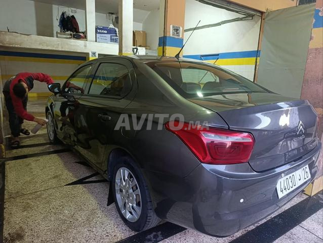 Citroën C-Elysée Diesel Manuelle 2024 à Marrakech - 2