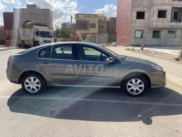 Renault Laguna 3 - 2