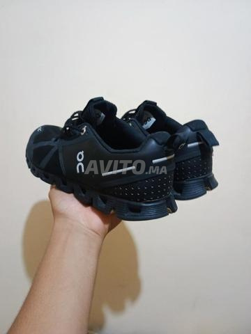 Sur nuage, propre, taille 41, prix 650 dh - 2