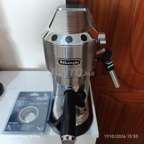 Machine à café DELONGHI Dedica - 2