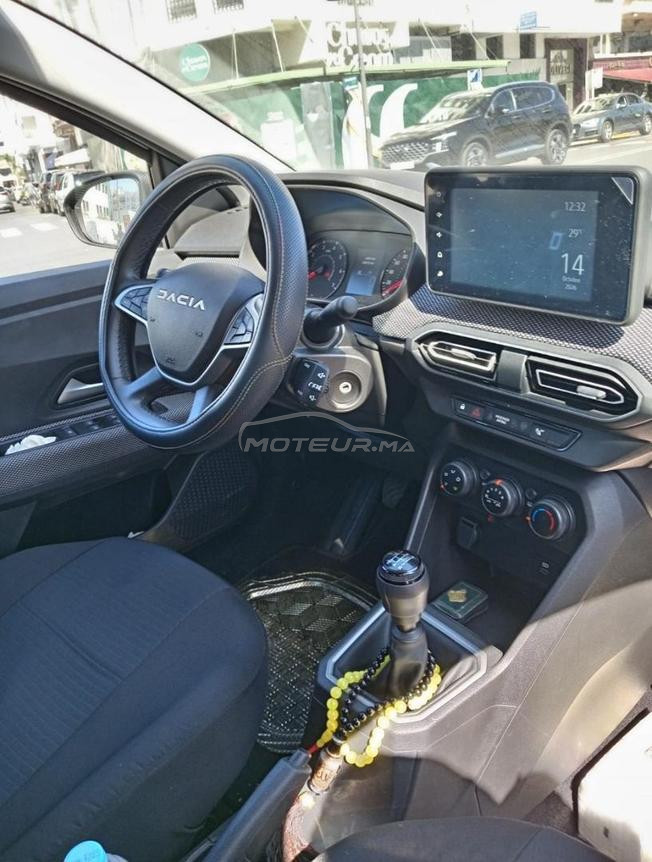سيارة 🚗 جديده مع تمن مناسب