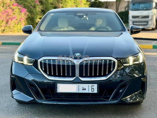 BMW الفئة الخامسة 520d M Pack موديل 2024