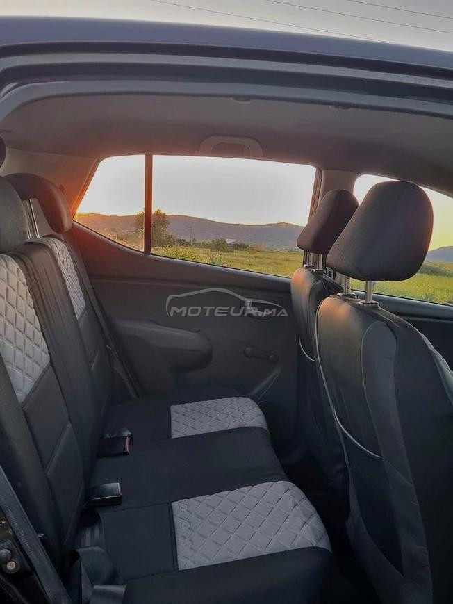 Hyundai i10 essence modèle 2010  