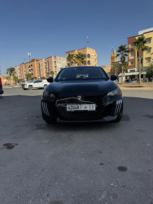 Peugeot 208 Style 2025 – Première main – État neuf