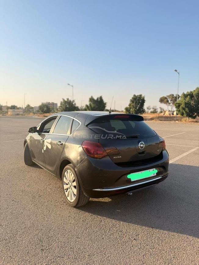 Opel Astra j 2013
