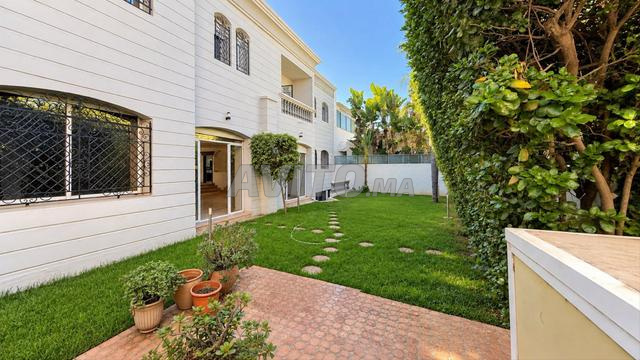À LOUER – MAGNIFIQUE VILLA DE PRESTIGE | 600 m² - 2