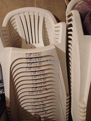 chaise plastique - 2
