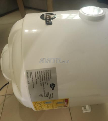 Chauffe-eau 30 litres encore neuf - 2