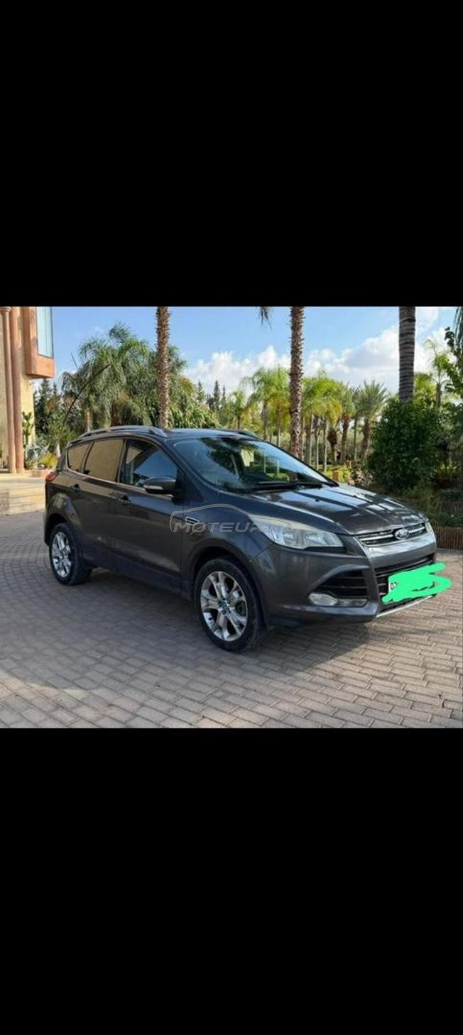 Ford kuga titanum