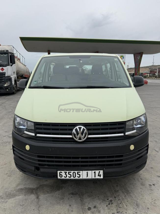 Volkswagen transporter 9 place