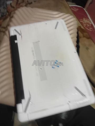 لابتوب HP 15 أبيض AMD 8GB RAM