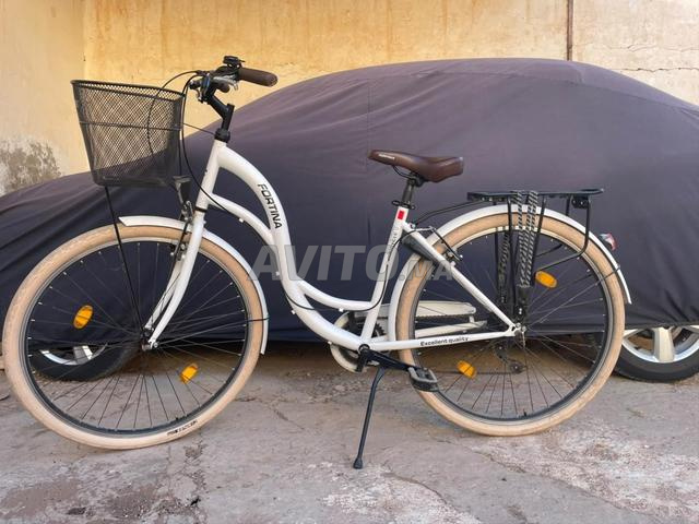 Vélo de ville FORTINA blanc – Très bon état