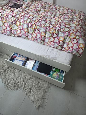 Lit double Ikea avec rangement et matelas - 2