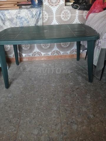 Table de jardin neuve - 2