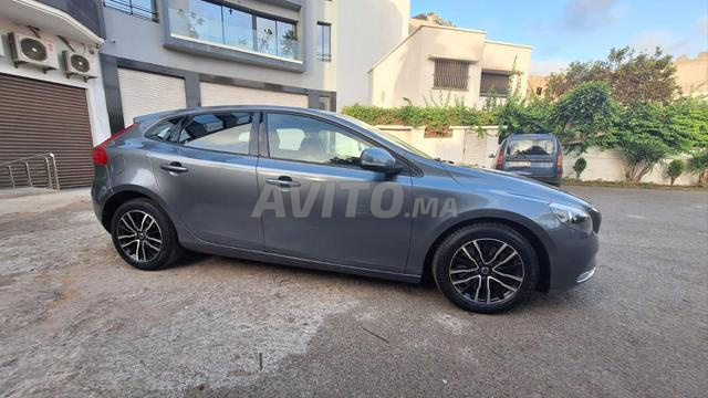 Volvo v40 automatique - 2