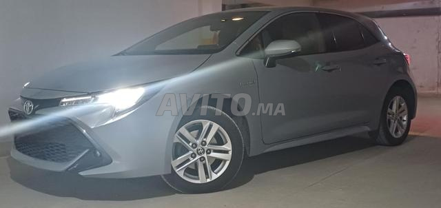 Corolla hybride automatique
