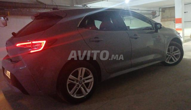 Corolla hybride automatique