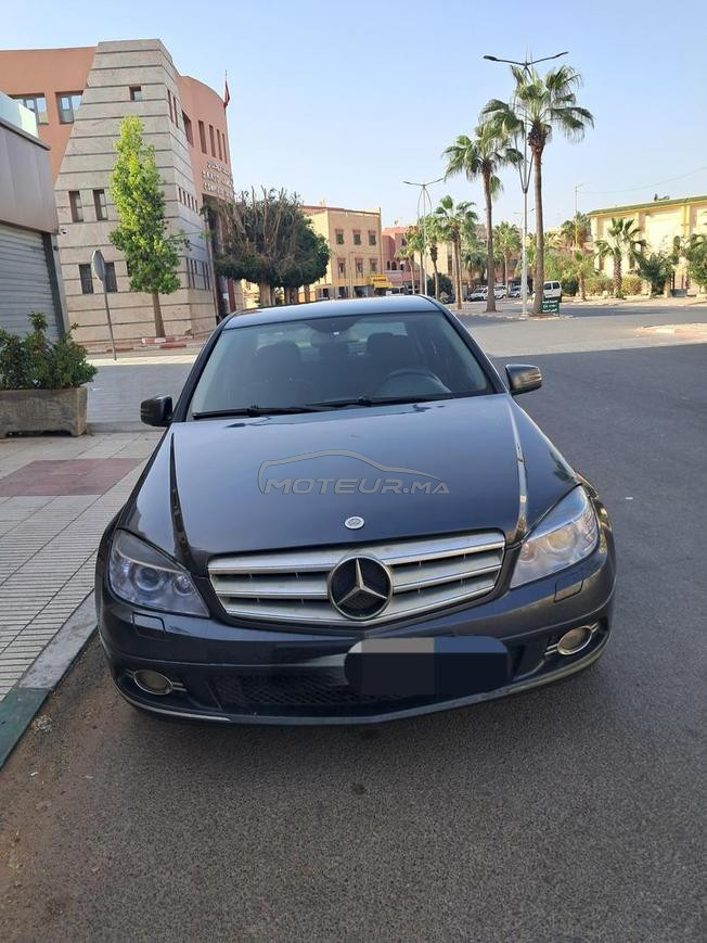 mercedess 220 , modèle 2010
