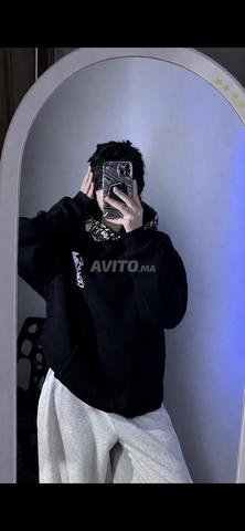 Hoodie Twinzy Noir - Design Doré - 225 MAD - 2