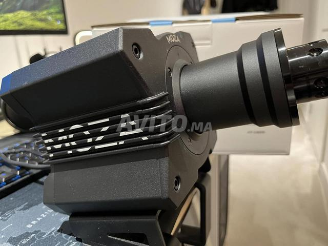 Moza R9 V2 Direct Drive - 2